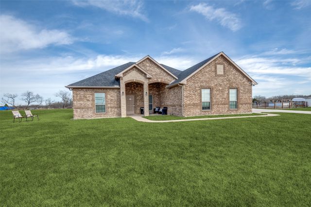 2234 Westpoint Circle, Terrell, TX 75161