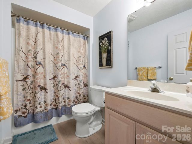 83 Laurel Ridge Place, Hendersonville, NC 28739