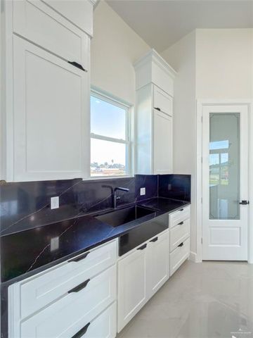 3006 Washington Avenue, Mission, TX 78574