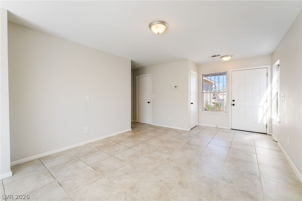 Image 8 of property listing at 3845 Kellogg Avenue, Las Vegas, NV 89115