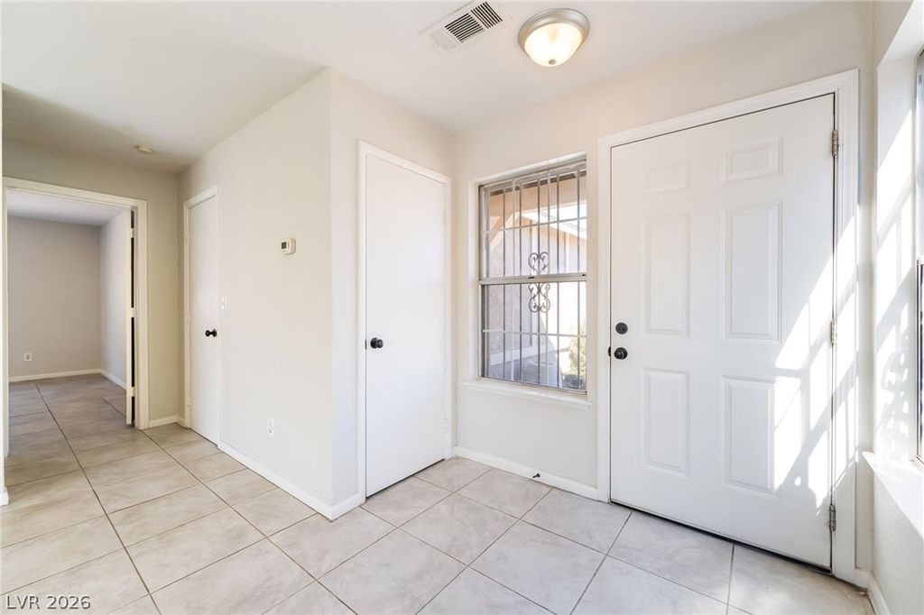 Image 9 of property listing at 3845 Kellogg Avenue, Las Vegas, NV 89115