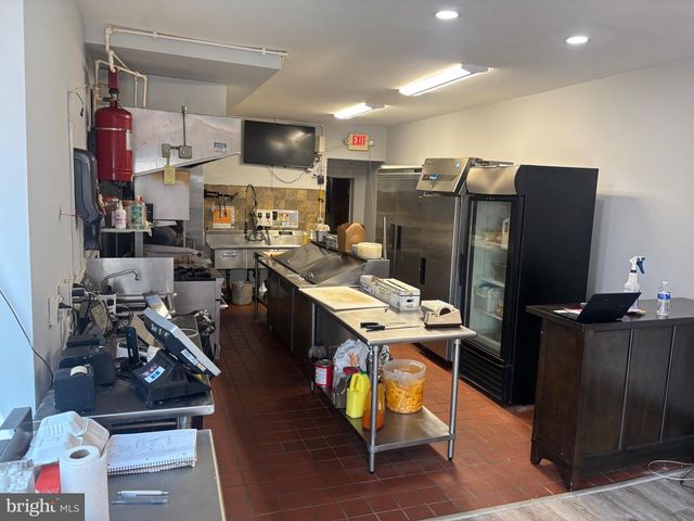 1454 S NEWKIRK ST, Philadelphia, PA 19146