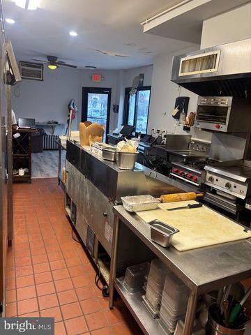 1454 S NEWKIRK ST, Philadelphia, PA 19146