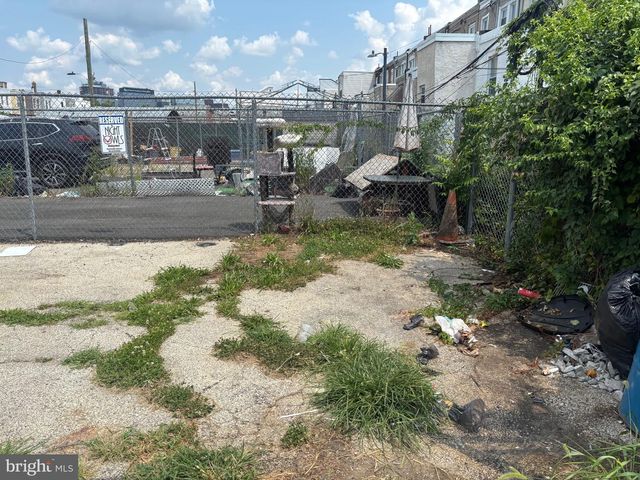 1454 S NEWKIRK ST, Philadelphia, PA 19146