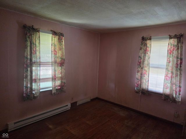 41 N Ross Street, Columbus, IN 47201