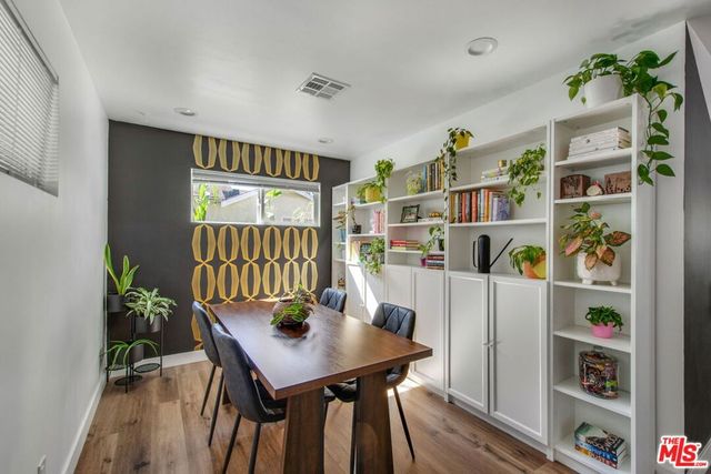 6567 5th Avenue, Los Angeles, CA 90043