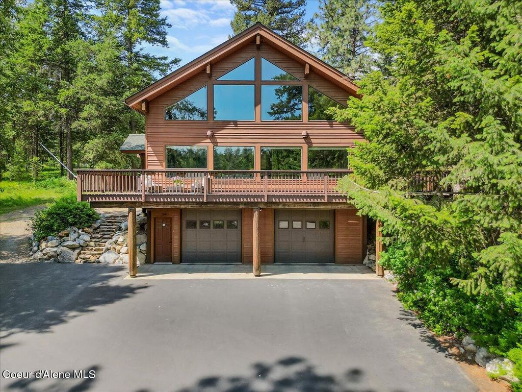 106 Stewart Dr, Blanchard, ID 83804