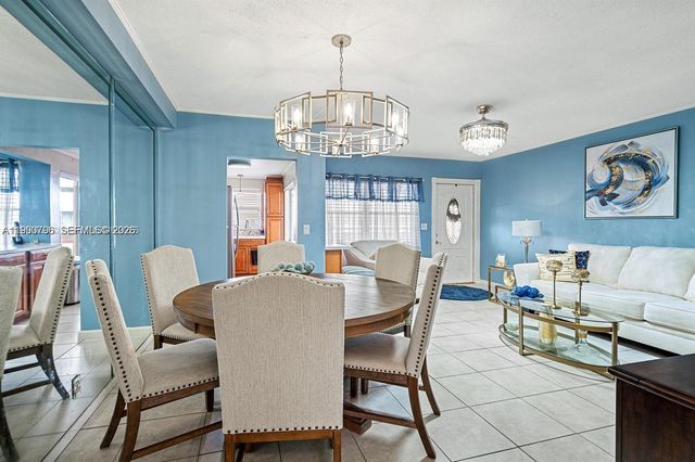 180 NE 12th Ave 14E, Hallandale Beach, FL 33009