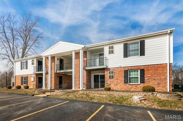 1419 Durango Lane 2, Fenton, MO 63026