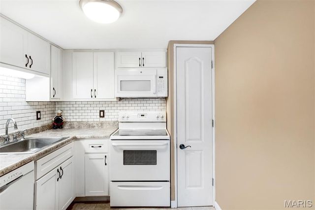 1419 Durango Lane 2, Fenton, MO 63026