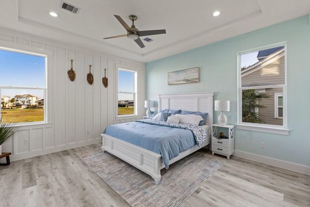 9417 Vista Bella, Galveston, TX 77554