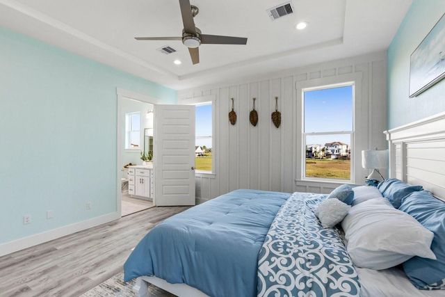 9417 Vista Bella, Galveston, TX 77554