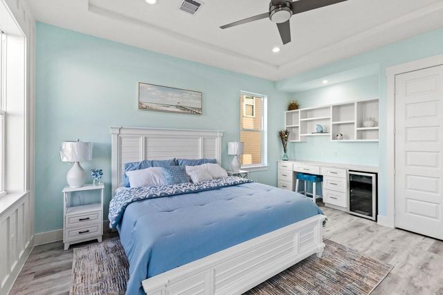 9417 Vista Bella, Galveston, TX 77554