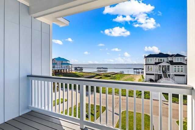 9417 Vista Bella, Galveston, TX 77554