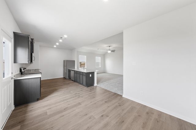 10125 Throttle Lane, Fort Worth, TX 76131