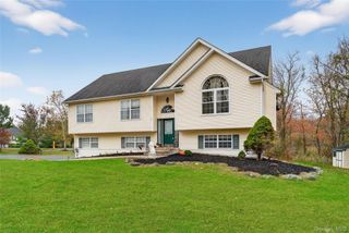 2 Berkeley Court, Highland Mills, NY 10930