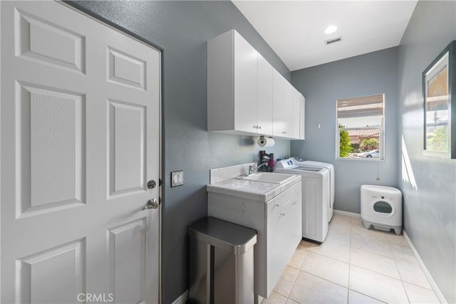 70 Rocio Court, Palm Desert, CA 92260