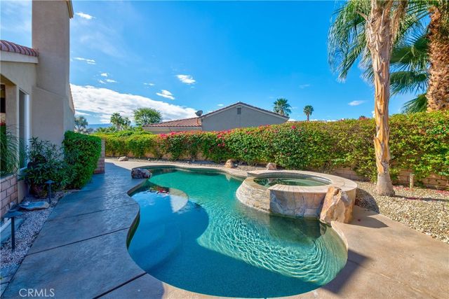 70 Rocio Court, Palm Desert, CA 92260