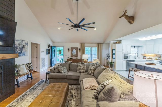 150 Marys Lane, Rutherfordton, NC 28139