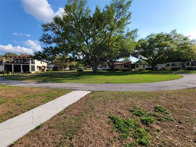 1 CASA LOMA WAY, Lakeland, FL 33813