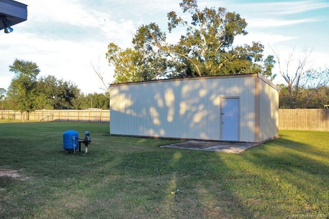 7605 Green Meadow Road, Lake Charles, LA 70607