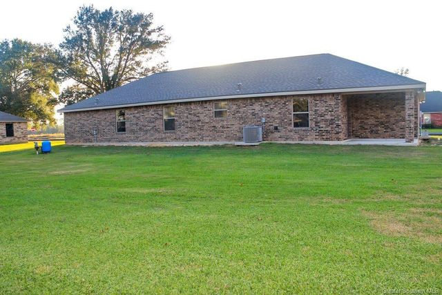 7605 Green Meadow Road, Lake Charles, LA 70607