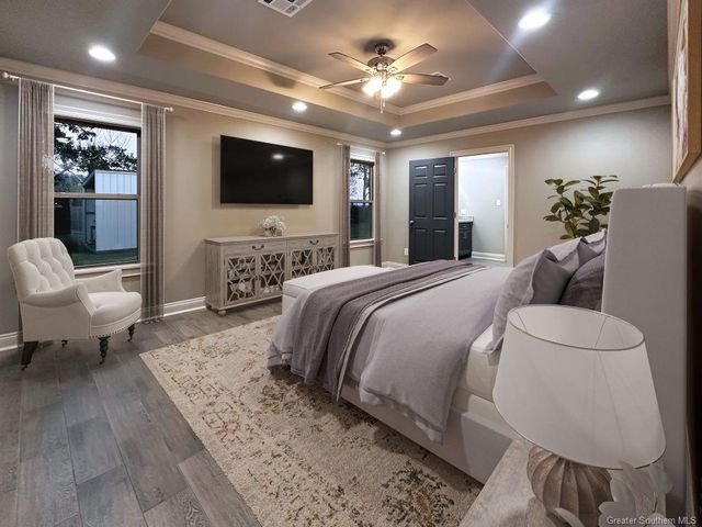 7605 Green Meadow Road, Lake Charles, LA 70607