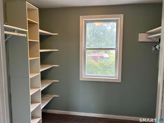 24 Avon Street, Enfield, CT 06082