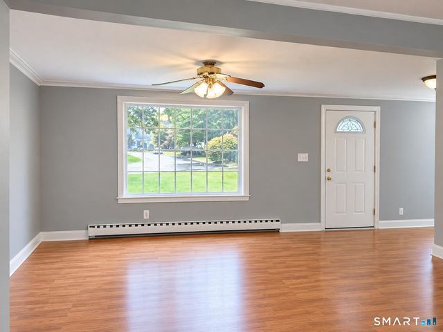 24 Avon Street, Enfield, CT 06082