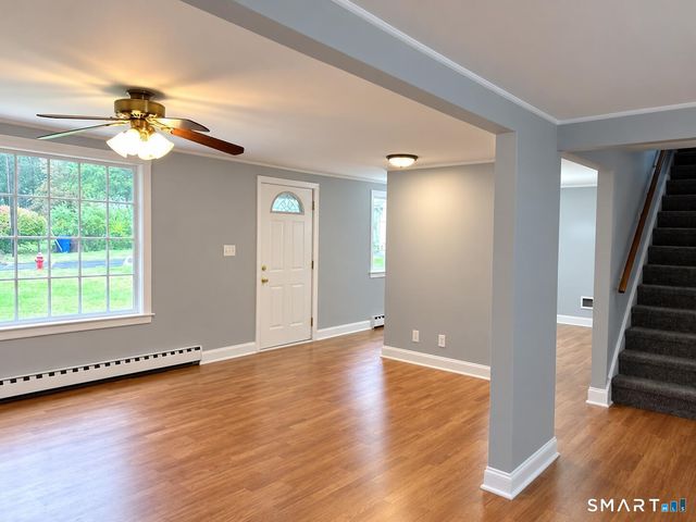 24 Avon Street, Enfield, CT 06082