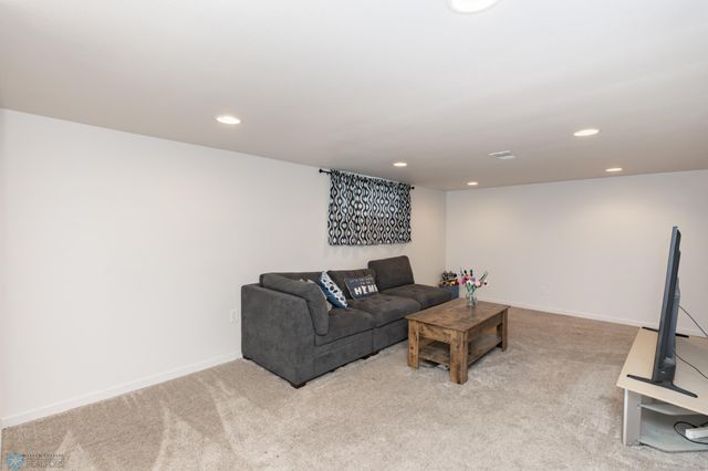 420 17th Street S, Moorhead, MN 56560