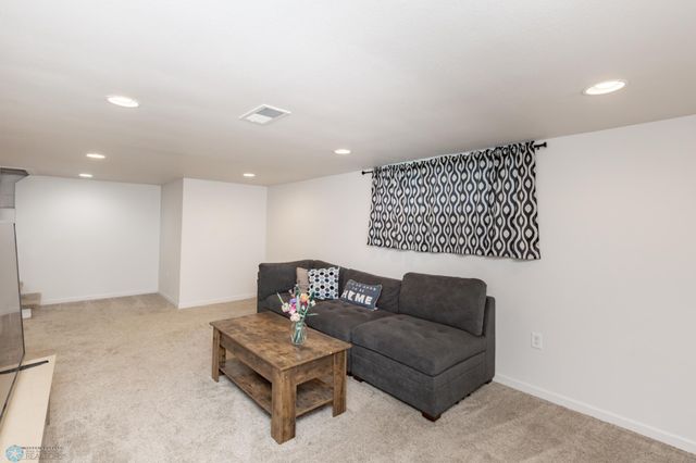 420 17th Street S, Moorhead, MN 56560