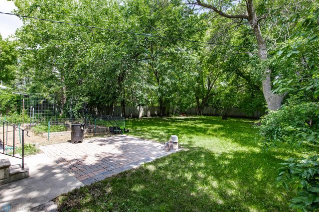 420 17th Street S, Moorhead, MN 56560