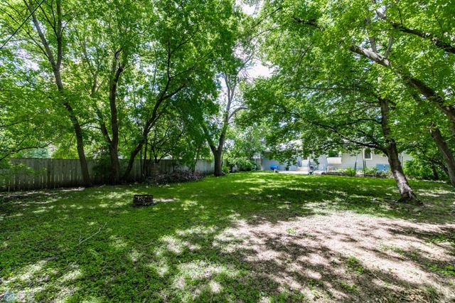 420 17th Street S, Moorhead, MN 56560