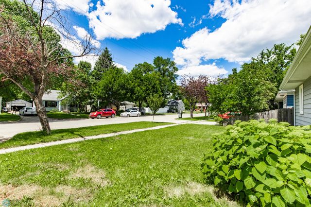 420 17th Street S, Moorhead, MN 56560