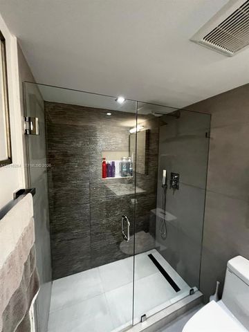 1627 Brickell Ave 1204, Miami, FL 33129