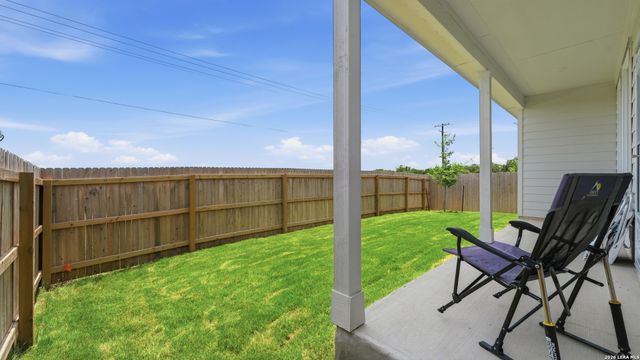 5743 Musquiz Ridge, Seguin, TX 78155