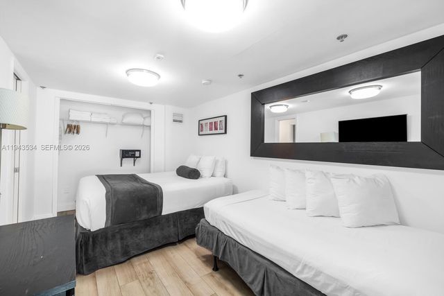 5445 Collins Ave M9 M10 M11 M12, Miami Beach, FL 33140