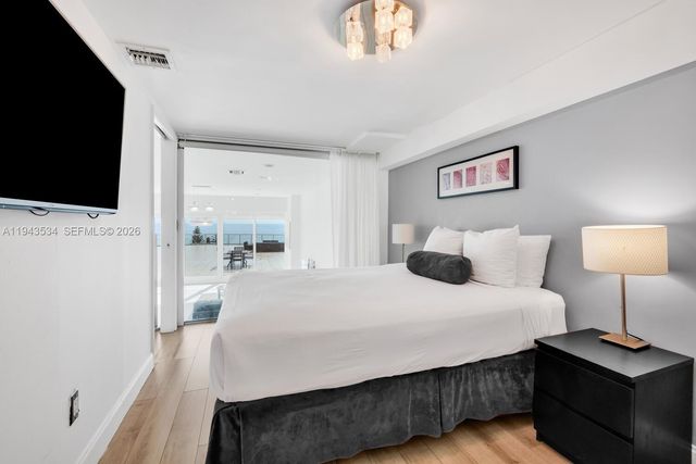 5445 Collins Ave M9 M10 M11 M12, Miami Beach, FL 33140