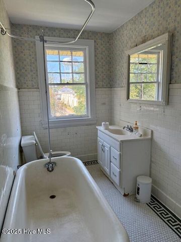 4225 E Church Street, Farmville, NC 27828