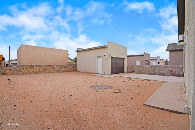 14324 Chris Zingo Lane, Horizon City, TX 79928