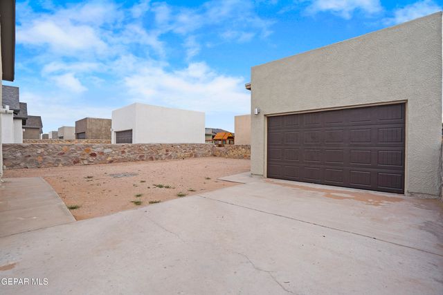 14324 Chris Zingo Lane, Horizon City, TX 79928