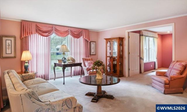 1376 Brickley Rd, Eugene, OR 97401