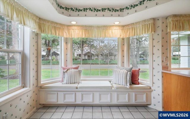 1376 Brickley Rd, Eugene, OR 97401