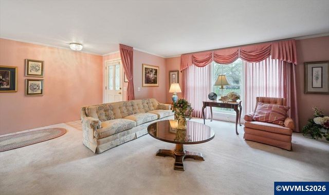 1376 Brickley Rd, Eugene, OR 97401