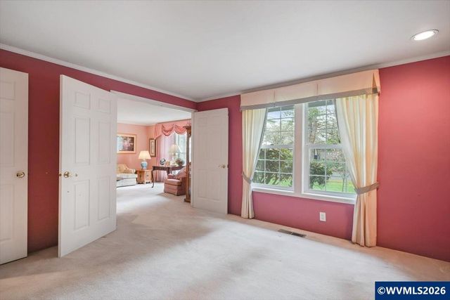 1376 Brickley Rd, Eugene, OR 97401