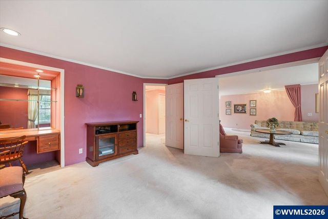 1376 Brickley Rd, Eugene, OR 97401