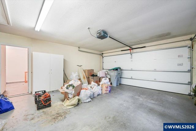 1376 Brickley Rd, Eugene, OR 97401