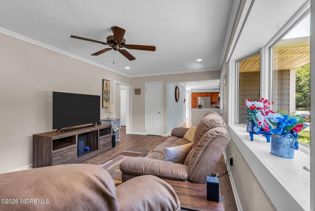 835 Vaughn Avenue, Toms River, NJ 08753