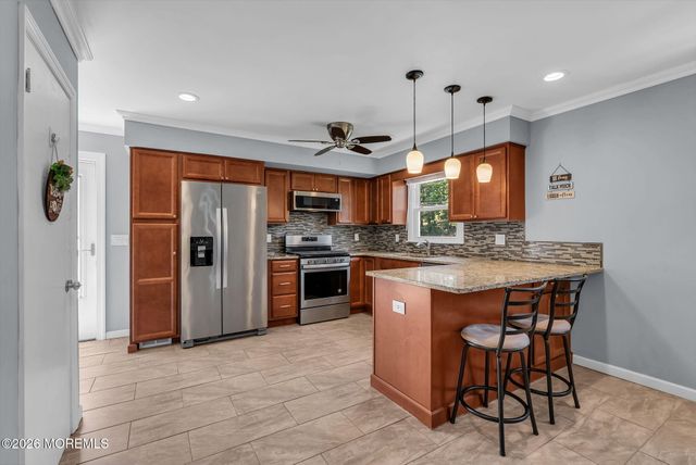 835 Vaughn Avenue, Toms River, NJ 08753
